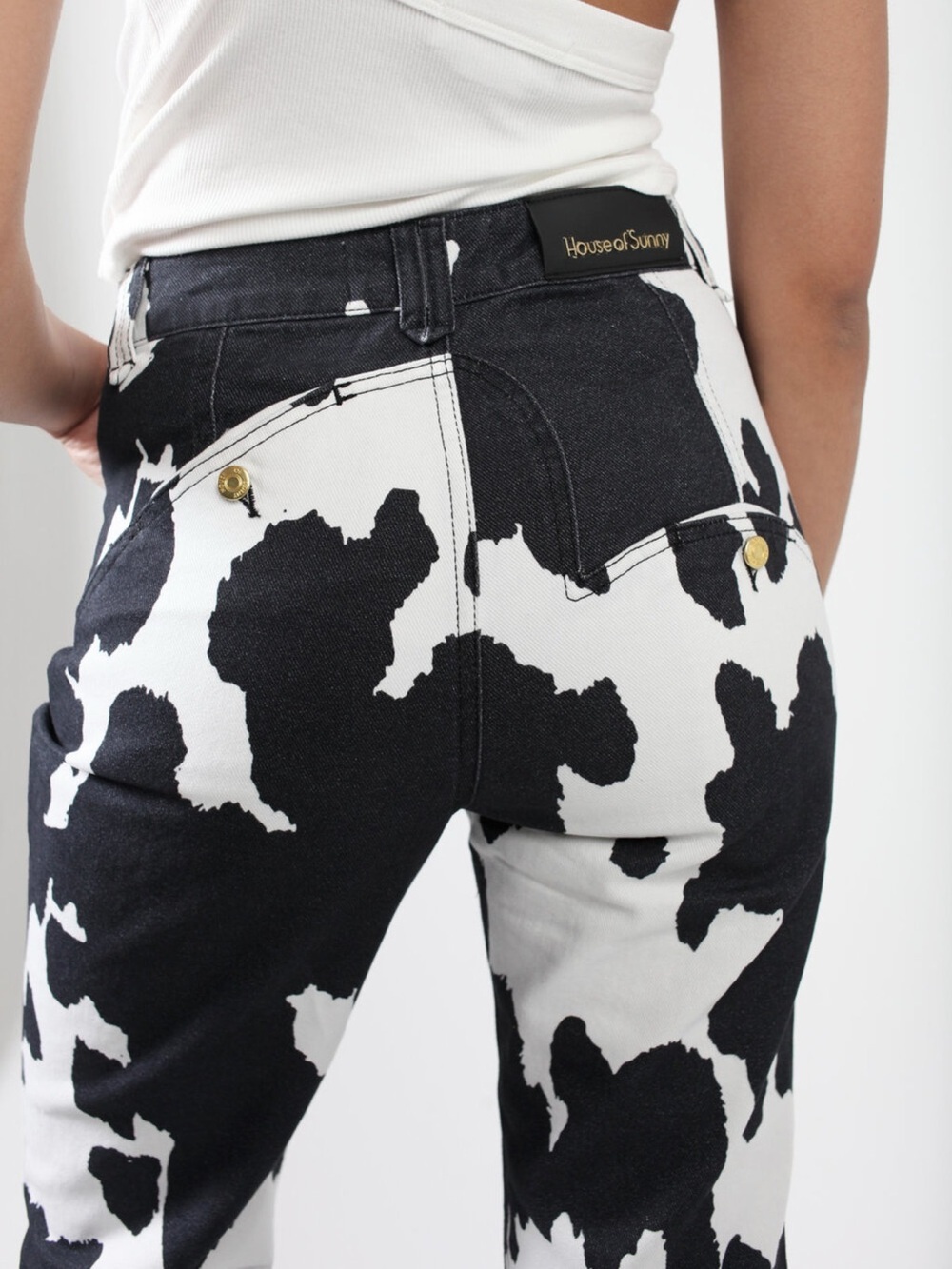 House of Sunny Cow Print Denim High Rise Ankle Crop Jeans US 2